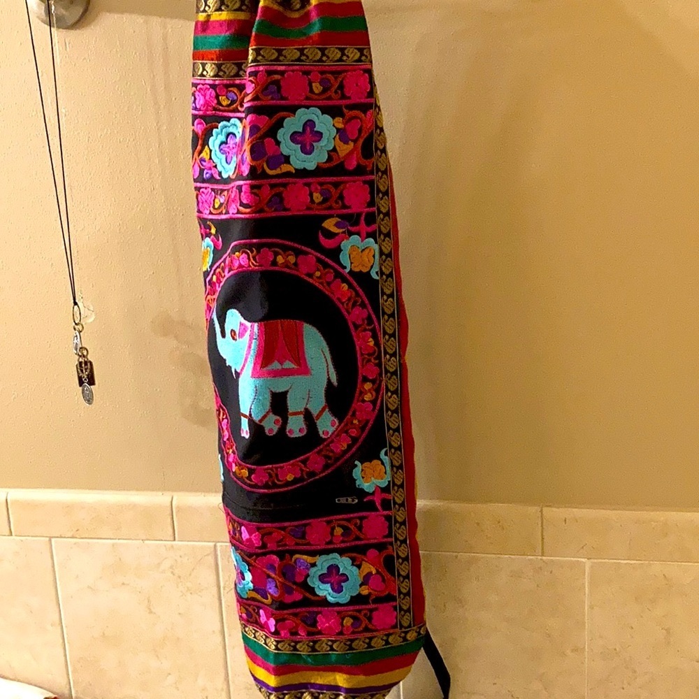 Embroidered Yoga Mat Bag